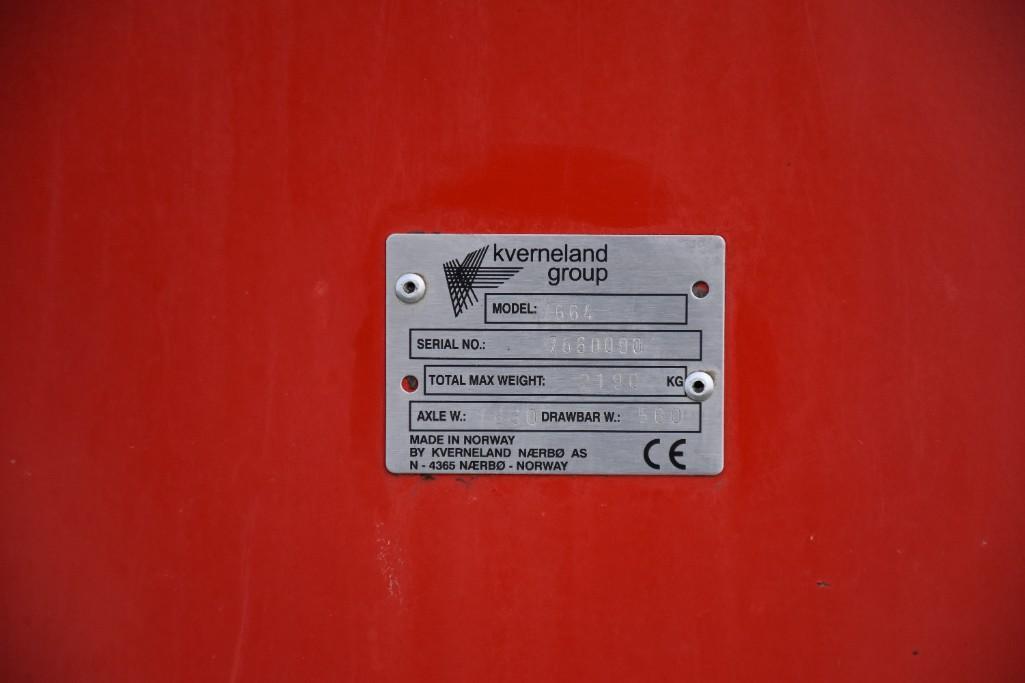Kverneland Taarup 7664 bale wrapper