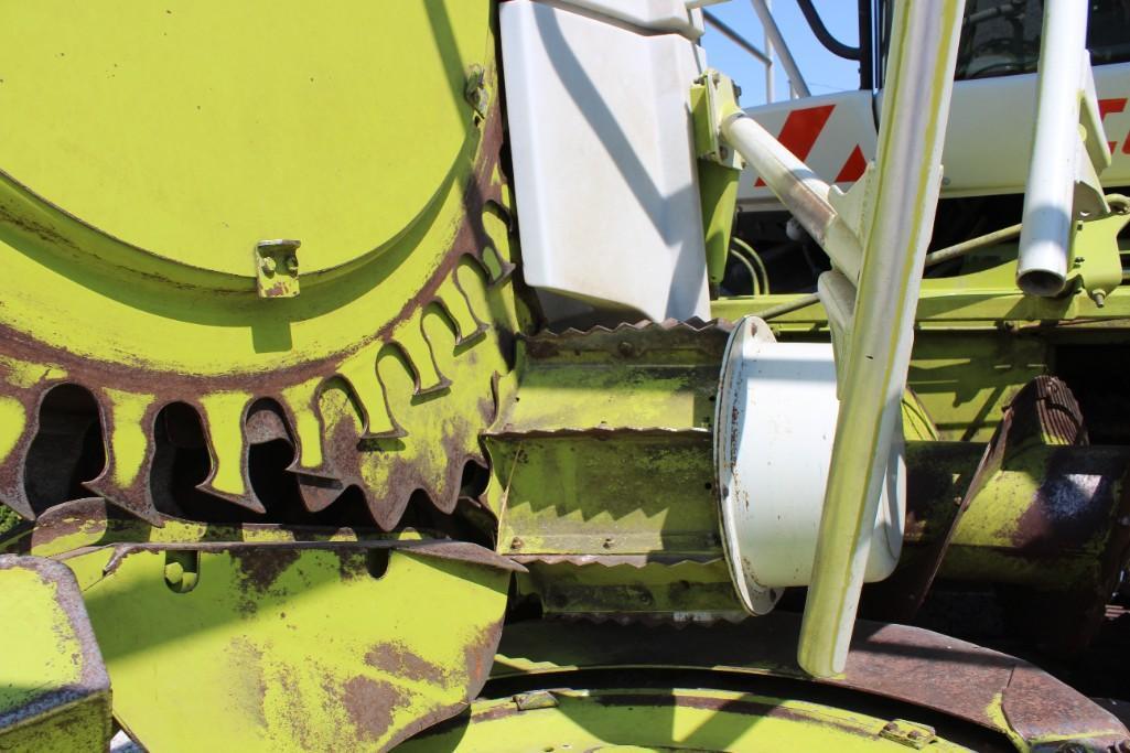 Claas RU 600 Extra folding chopping head