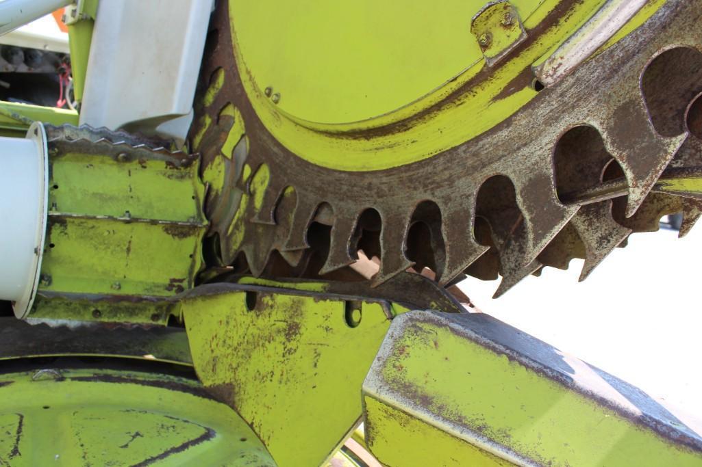 Claas RU 600 Extra folding chopping head