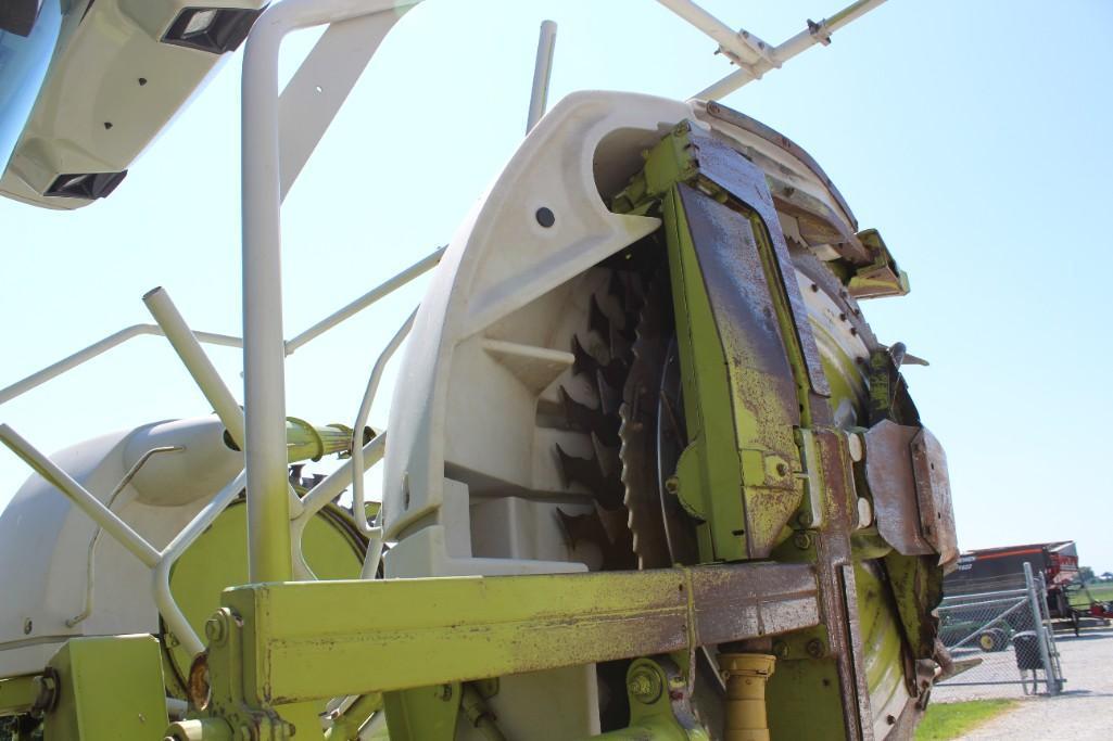 Claas RU 600 Extra folding chopping head