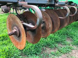 2006 John Deere 512 7-shank disk ripper