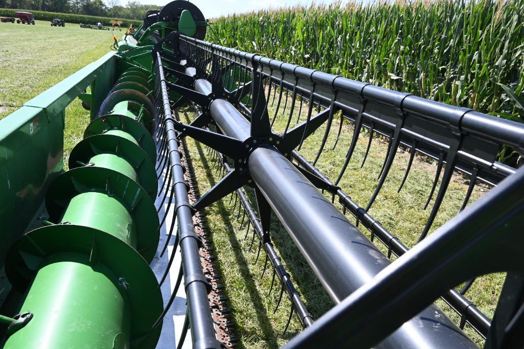 2013 John Deere 625F 25' HydraFlex platform