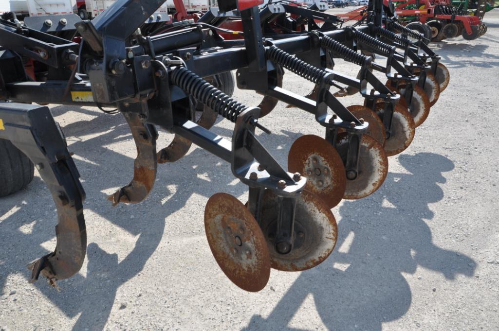 Case-IH 730B 7 shank disc ripper