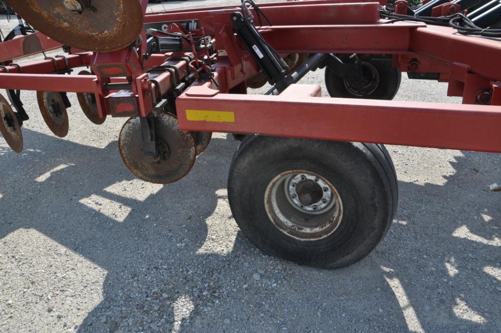 Case-IH 730B 7 shank disc ripper
