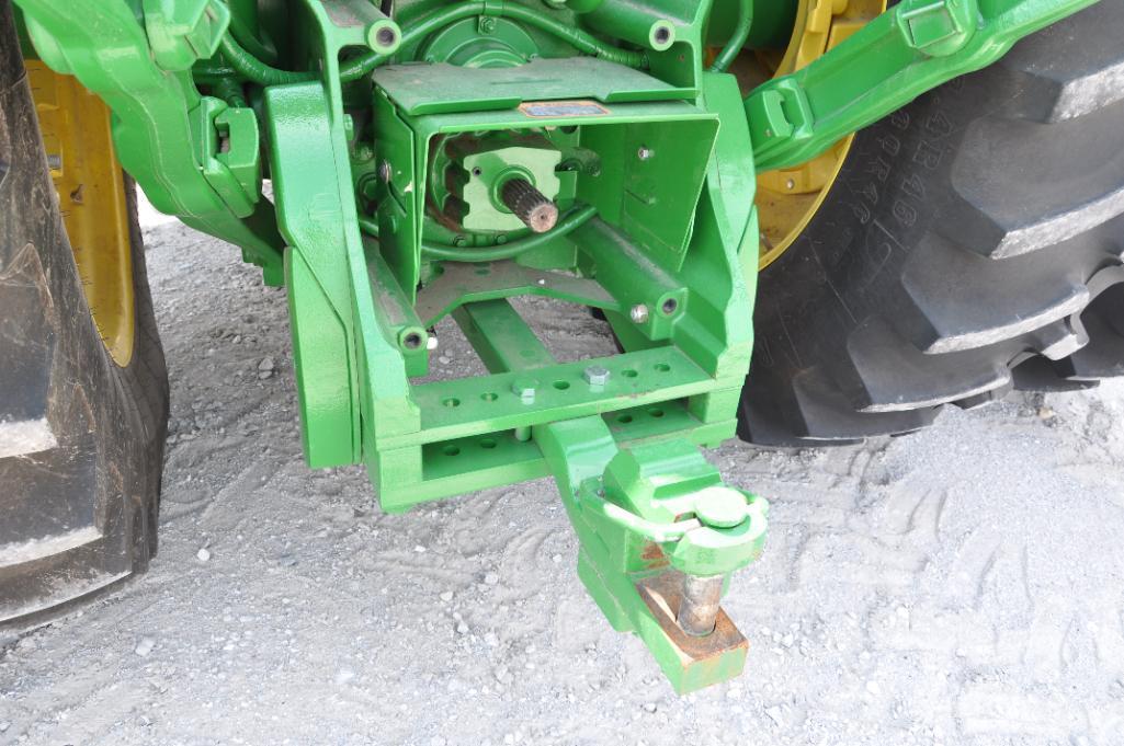 2013 John Deere 8235R MFWD tractor