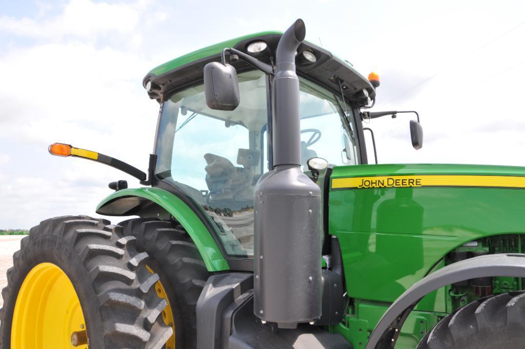 2013 John Deere 8235R MFWD tractor