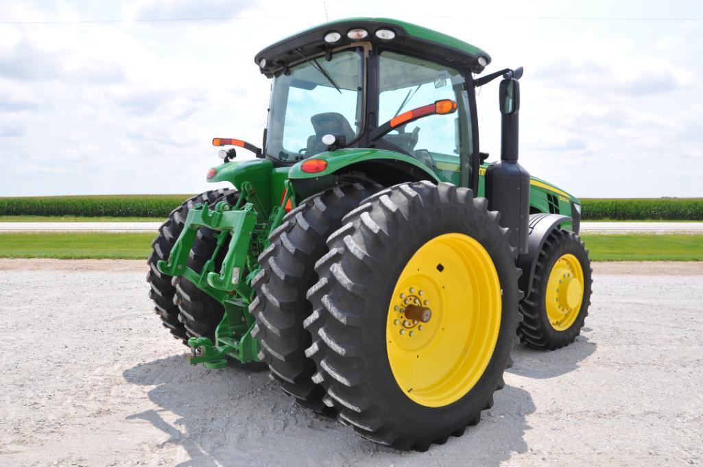 2013 John Deere 8235R MFWD tractor
