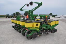 2013 John Deere 1760 12 row 30" planter