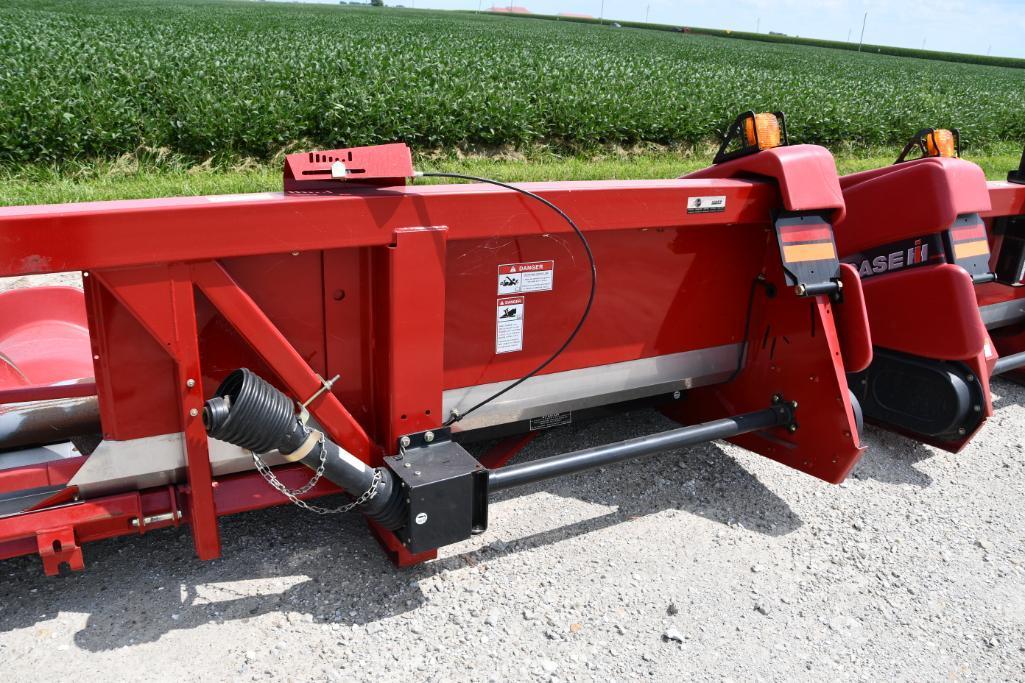 Case-IH 2408 8 row 30" corn head