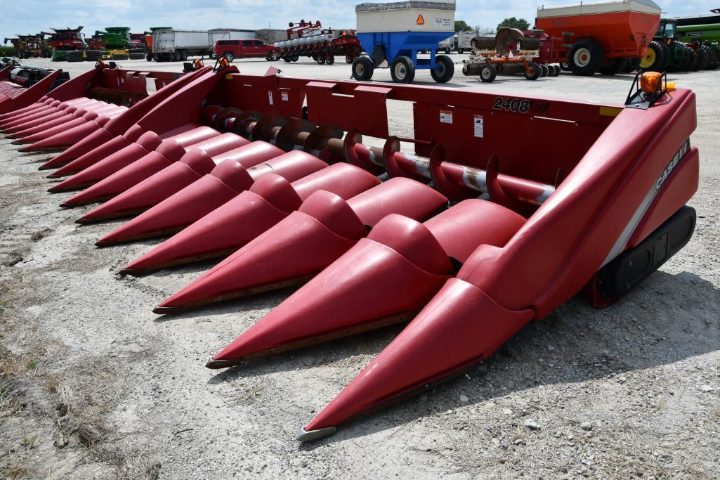 Case-IH 2408 8 row 30" corn head