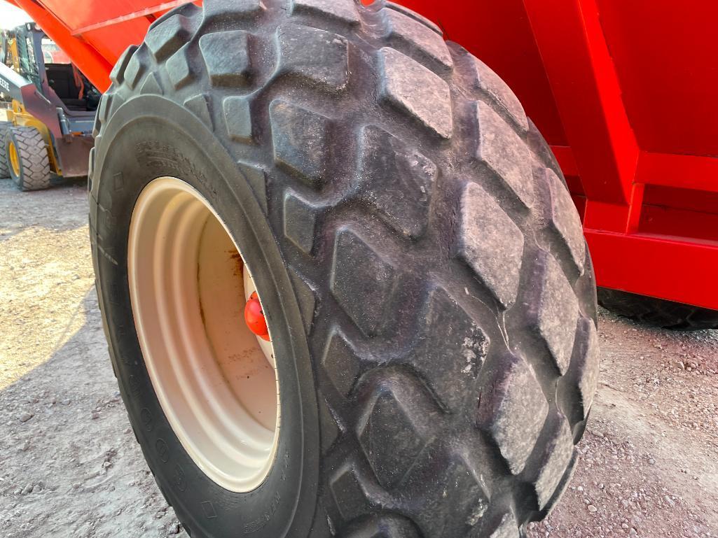 Killbros 1600 grain cart