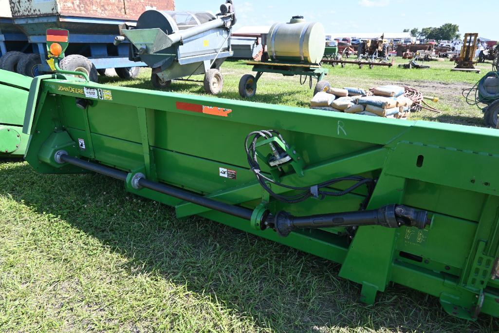2008 John Deere 612C 12 row 30" corn head
