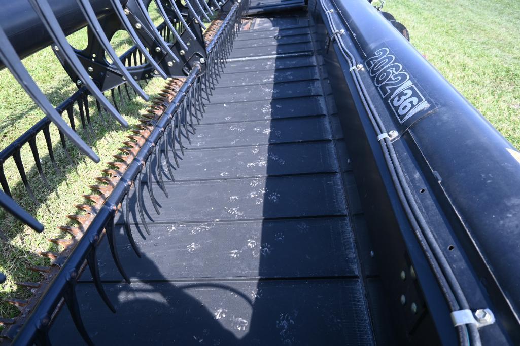 2006 Case-IH 2062 36' flex draper head