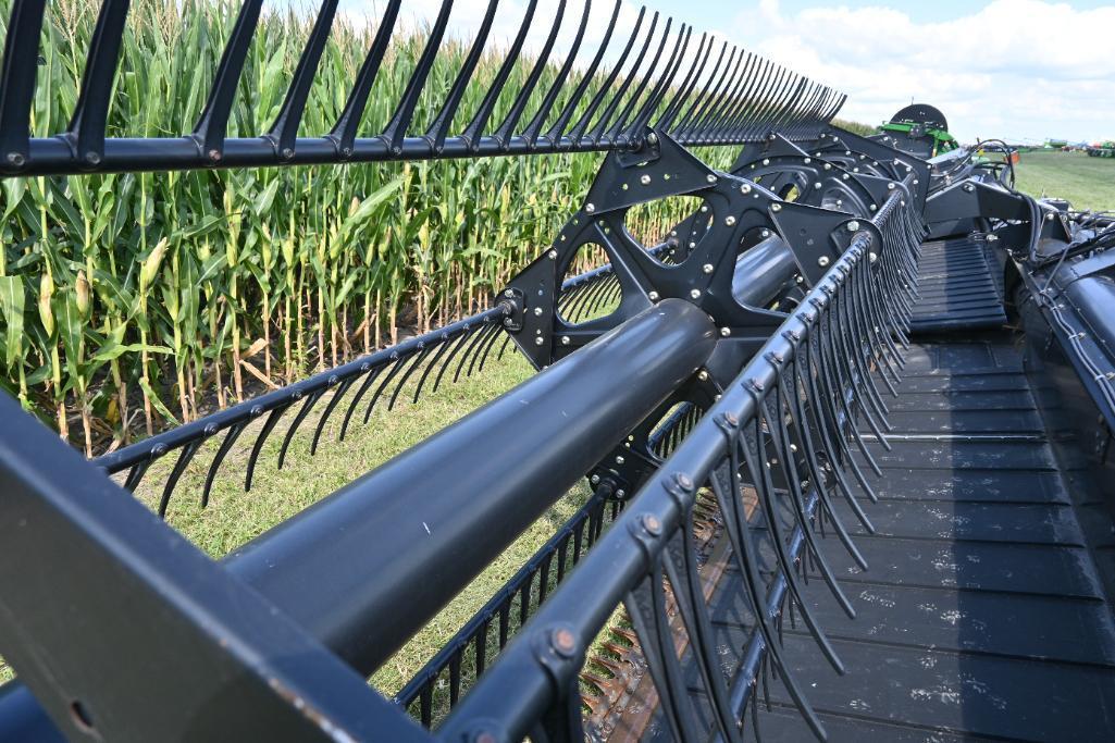 2006 Case-IH 2062 36' flex draper head