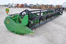 John Deere 630F 30' grain platform
