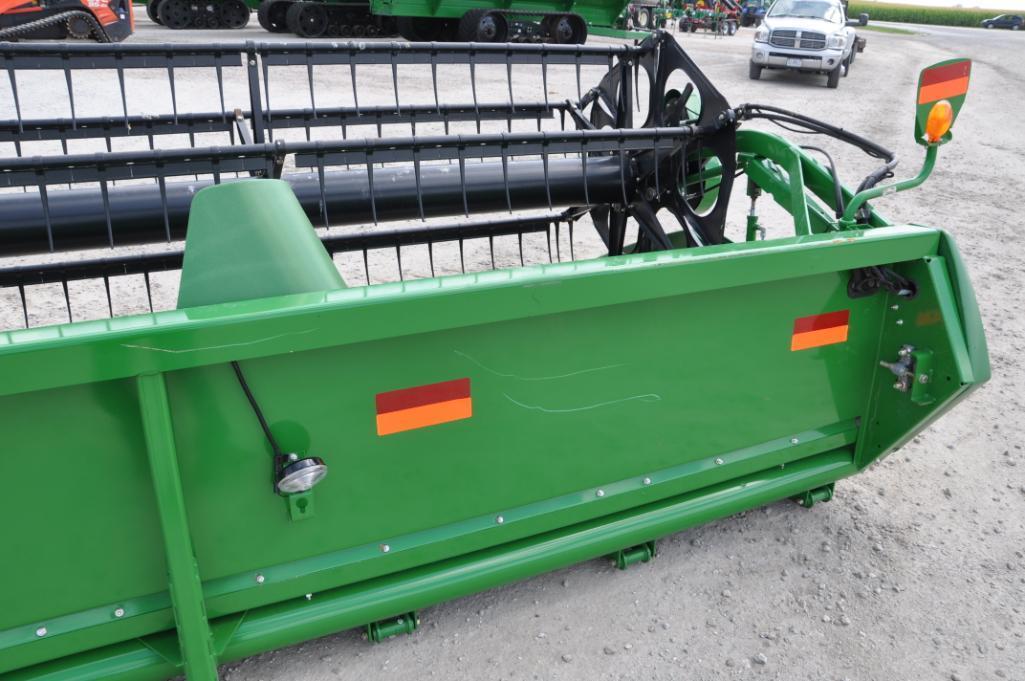John Deere 630F 30' grain platform