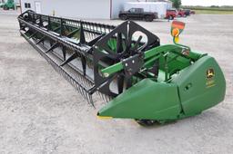 John Deere 630F 30' grain platform
