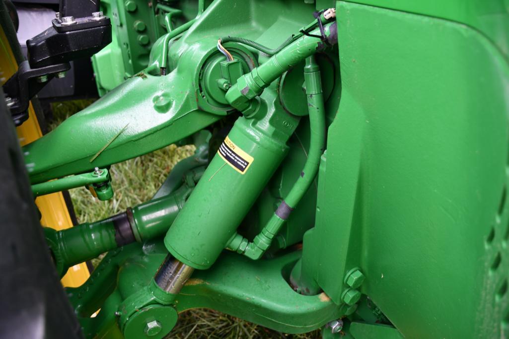 2013 John Deere 8285R MFWD tractor
