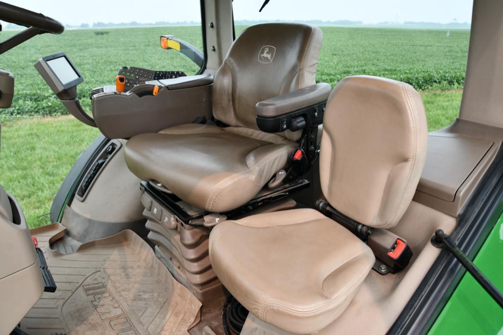 2013 John Deere 8285R MFWD tractor