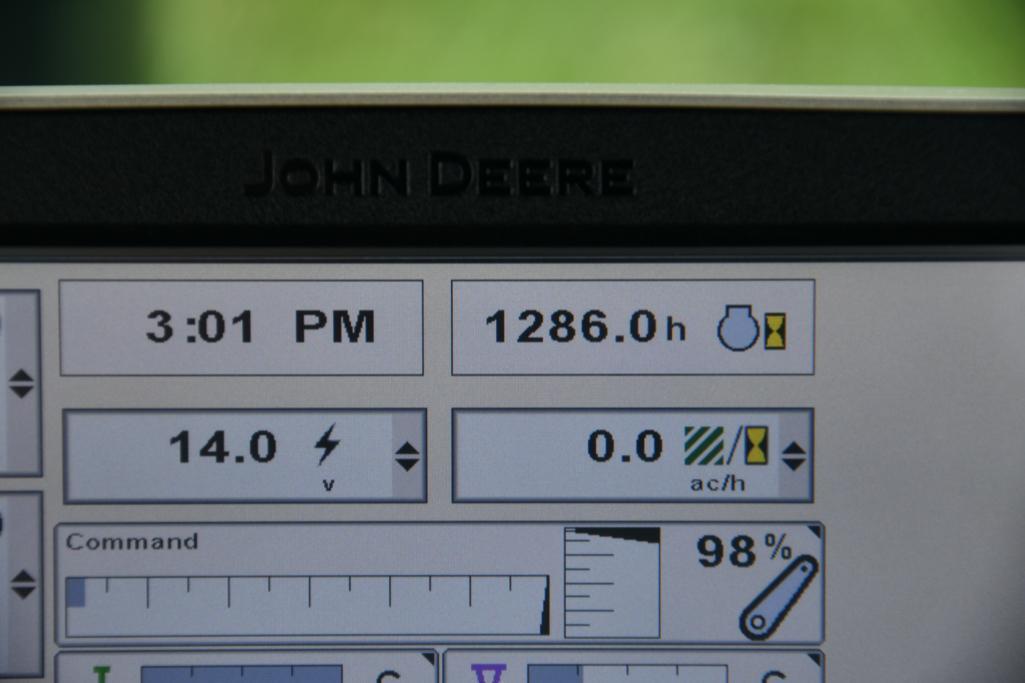 2013 John Deere 8285R MFWD tractor