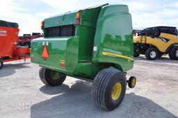 2014 John Deere 569 Premium round baler