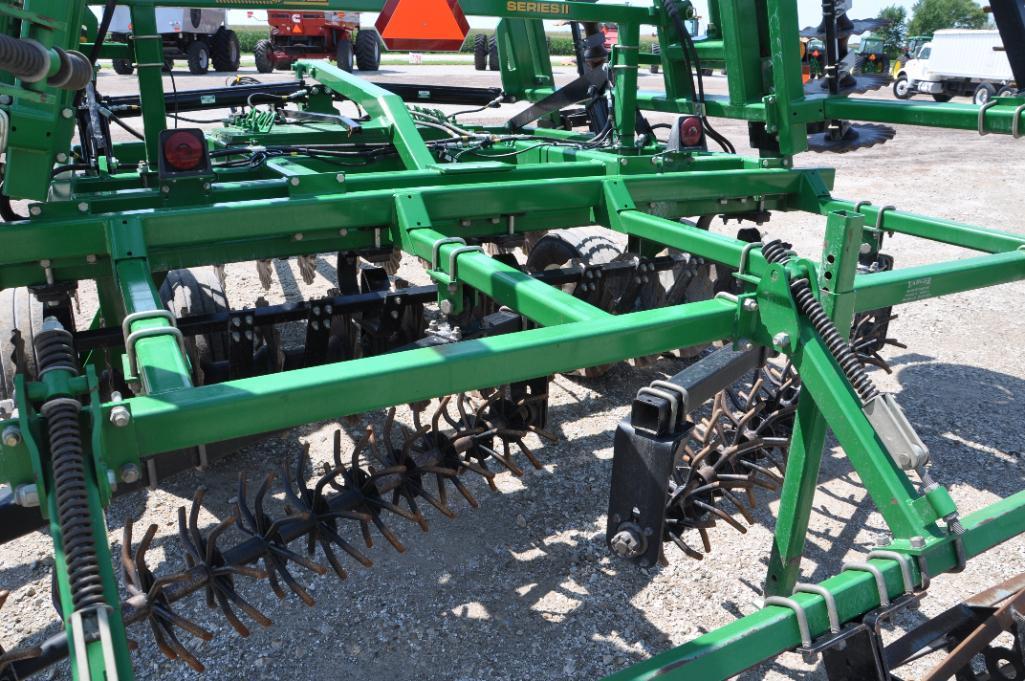 Great Plains 2400 Turbo Till 24' vertical tillage tool