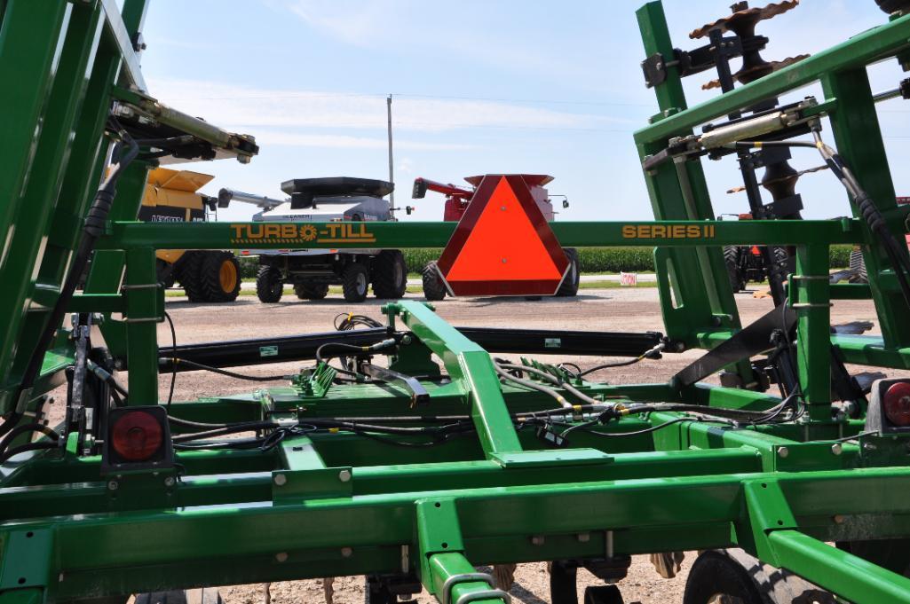 Great Plains 2400 Turbo Till 24' vertical tillage tool