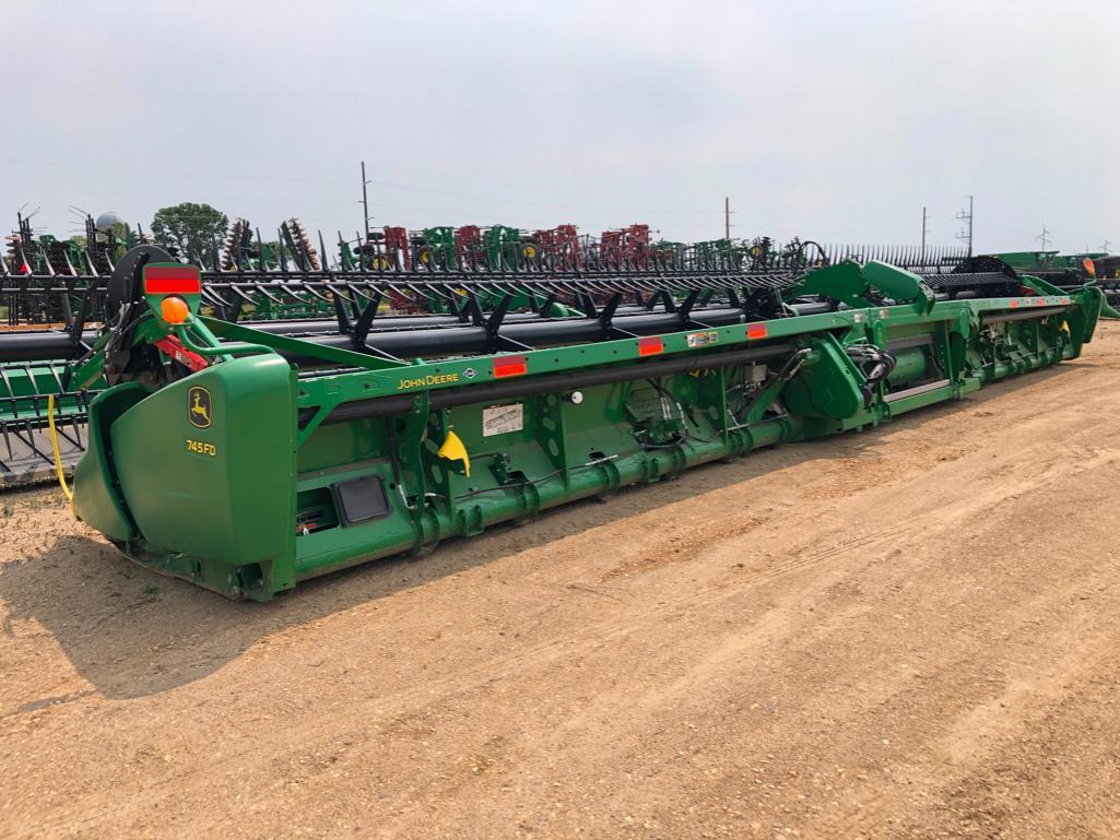 2019 John Deere 745FD 45' flex draper head