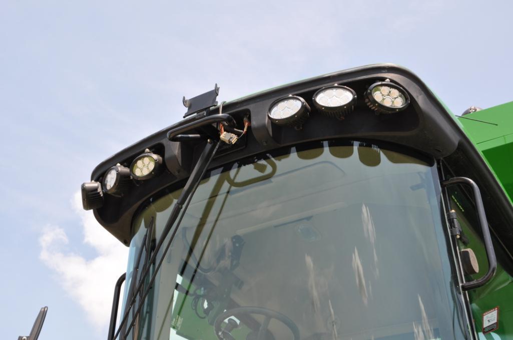 2011 John Deere 9570 STS 2wd combine