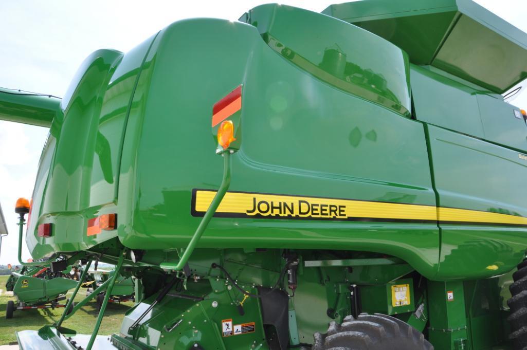 2011 John Deere 9570 STS 2wd combine