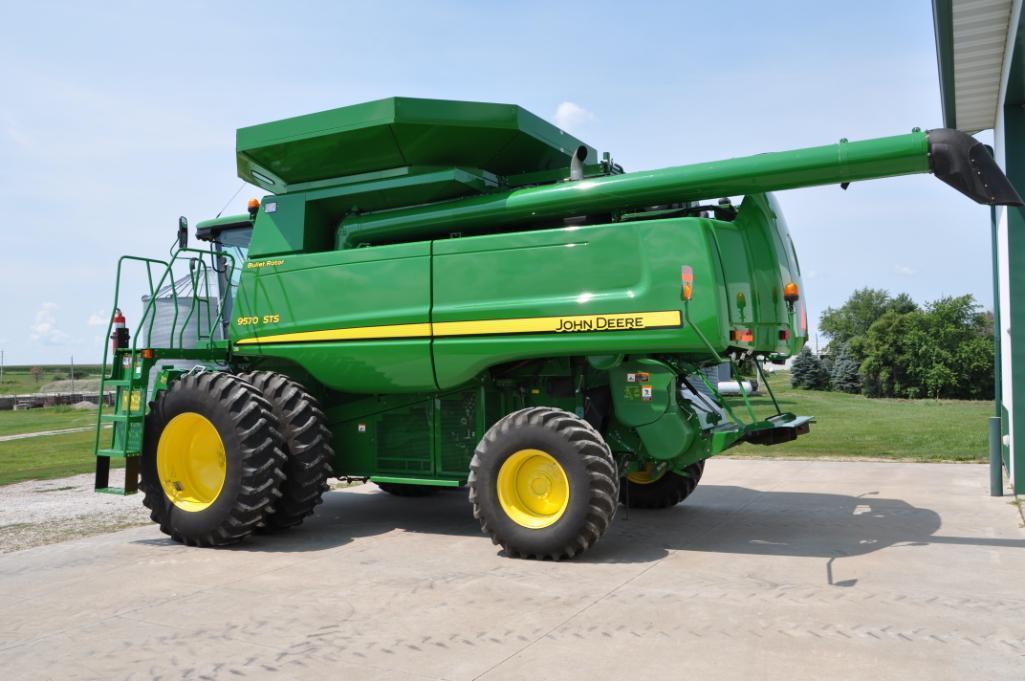 2011 John Deere 9570 STS 2wd combine
