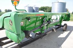2019 John Deere 708C 8 row 30" corn head