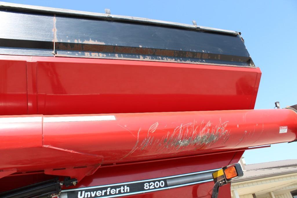 Unverferth 8200 grain cart