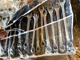 (3) wrench sets
