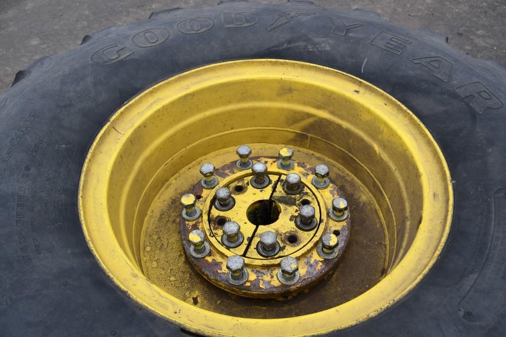 (2) 66x43.00-25 tires on JD 10-bolt wheels