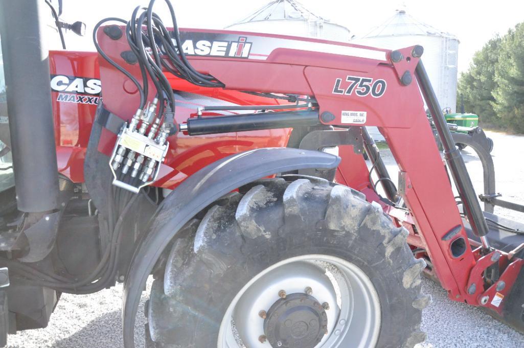 2009 Case-IH Maxxum 125 MFWD tractor