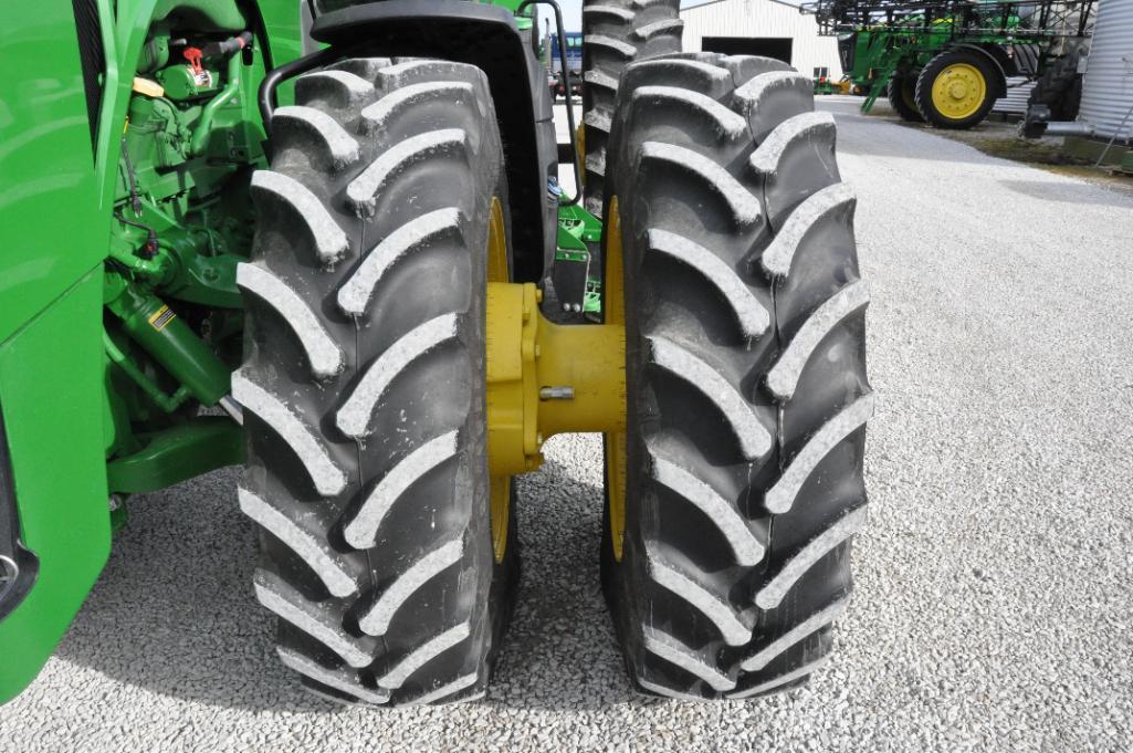 2016 John Deere 8320R MFWD tractor