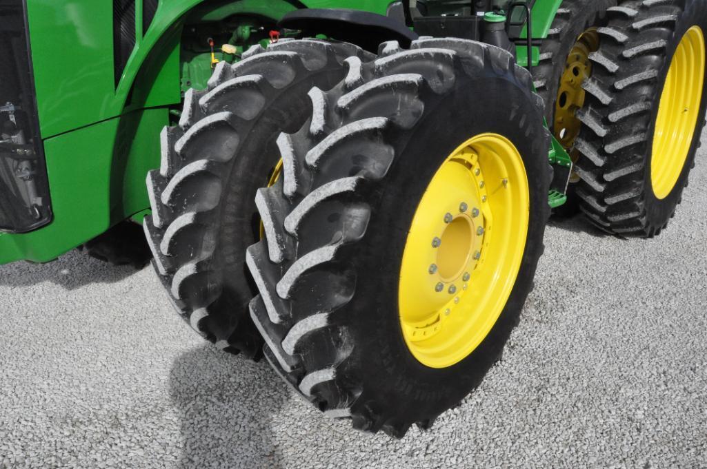 2016 John Deere 8320R MFWD tractor