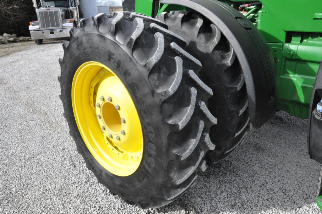 2016 John Deere 8320R MFWD tractor