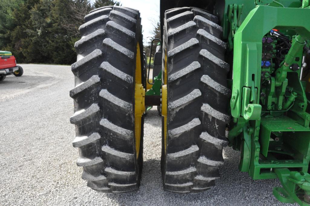 2016 John Deere 8320R MFWD tractor