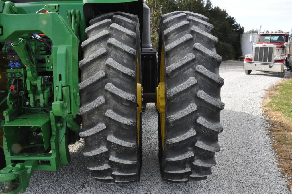 2016 John Deere 8320R MFWD tractor