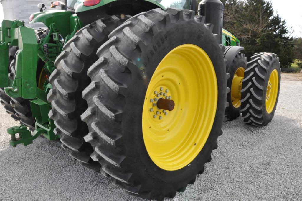 2016 John Deere 8320R MFWD tractor