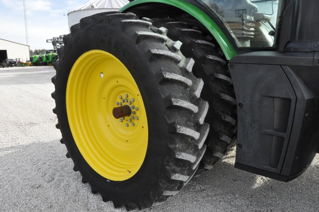 2016 John Deere 8320R MFWD tractor