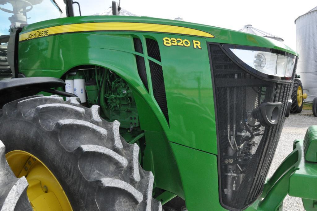 2016 John Deere 8320R MFWD tractor