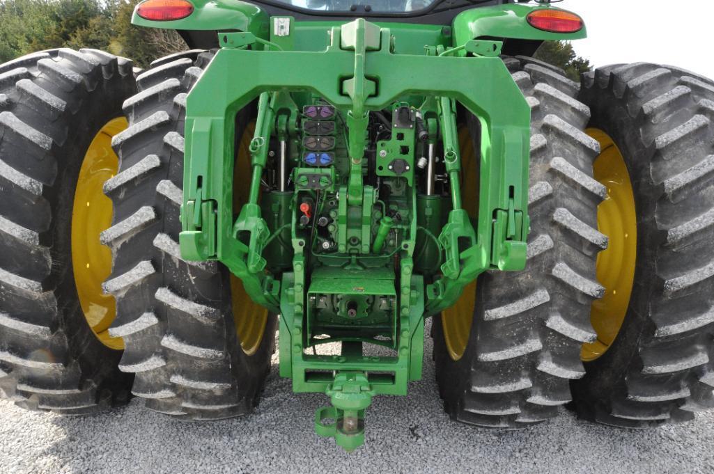 2016 John Deere 8320R MFWD tractor