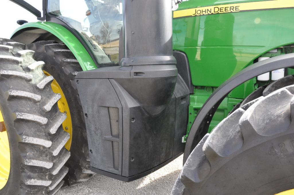 2016 John Deere 8320R MFWD tractor