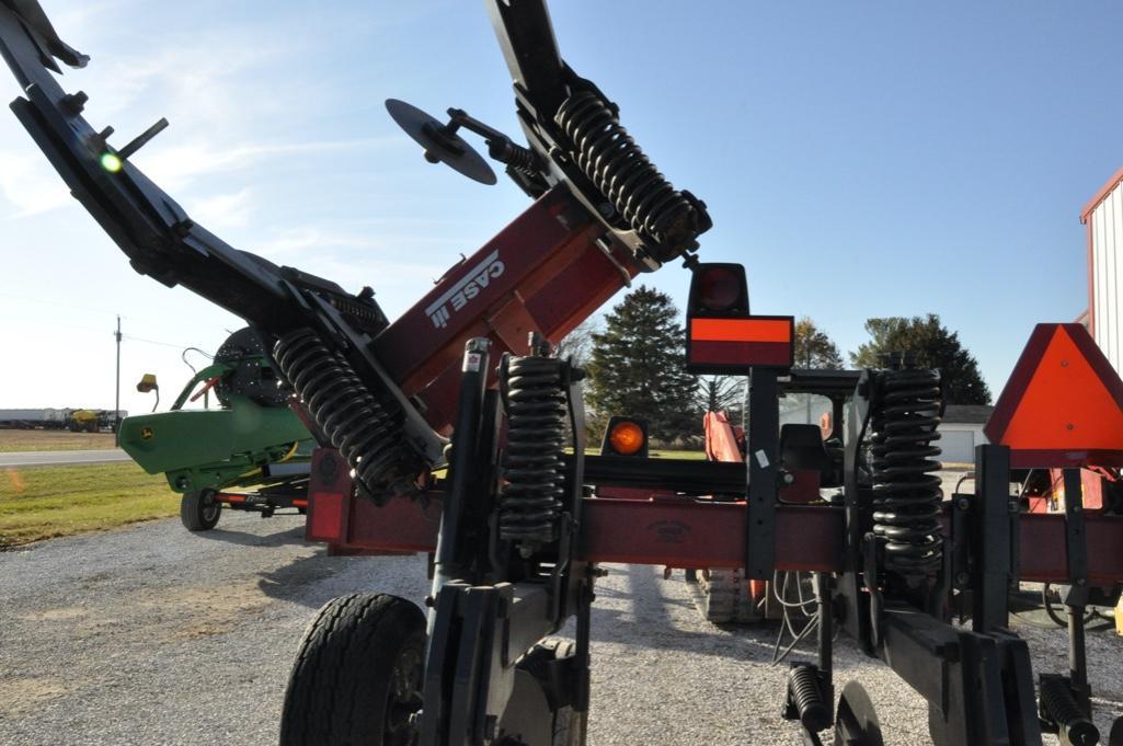 Case-IH 2500 9-shank pull-type. in-line ripper