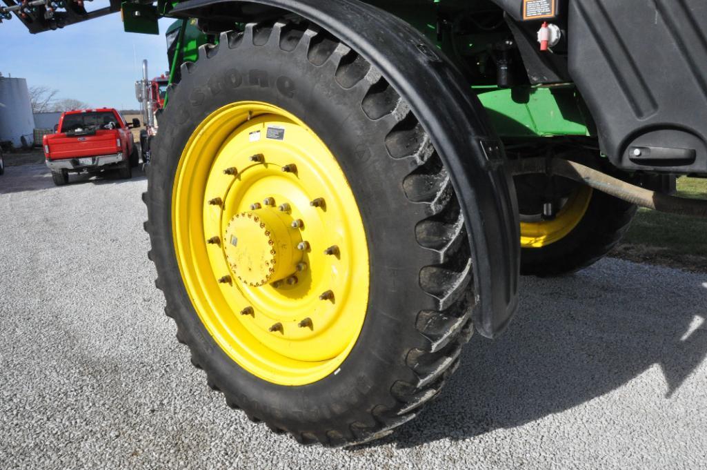 2012 John Deere 4940 self-propelled sprayer