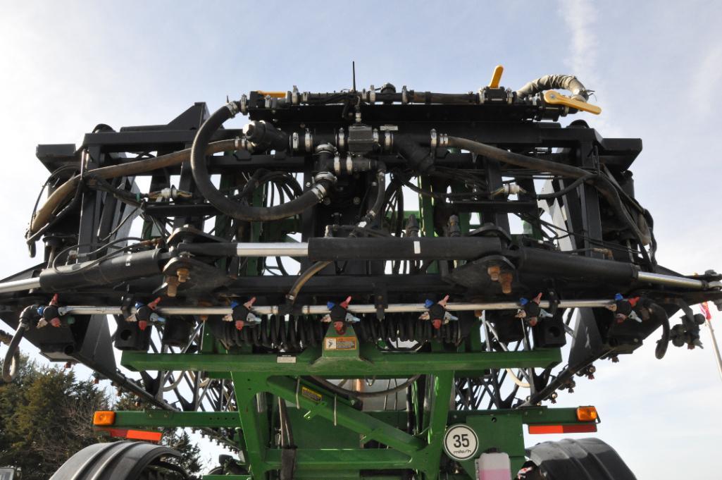 2012 John Deere 4940 self-propelled sprayer