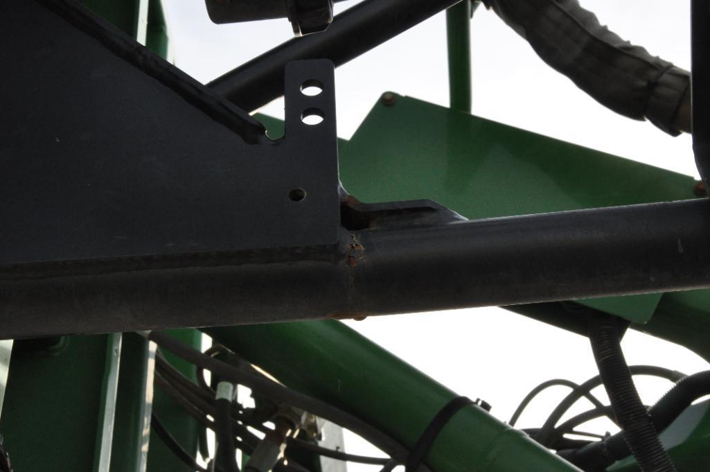 2012 John Deere 4940 self-propelled sprayer
